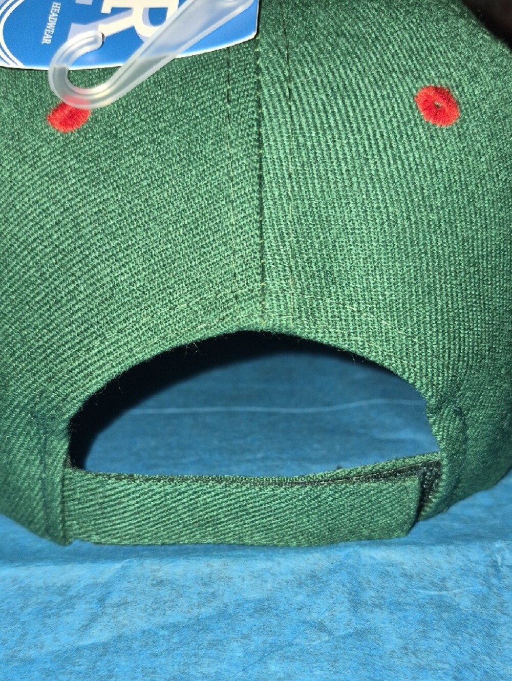 Green and Red Baseball Cap with Embroidered Wing Logo (MÉXICO) - Picture 8 of 11